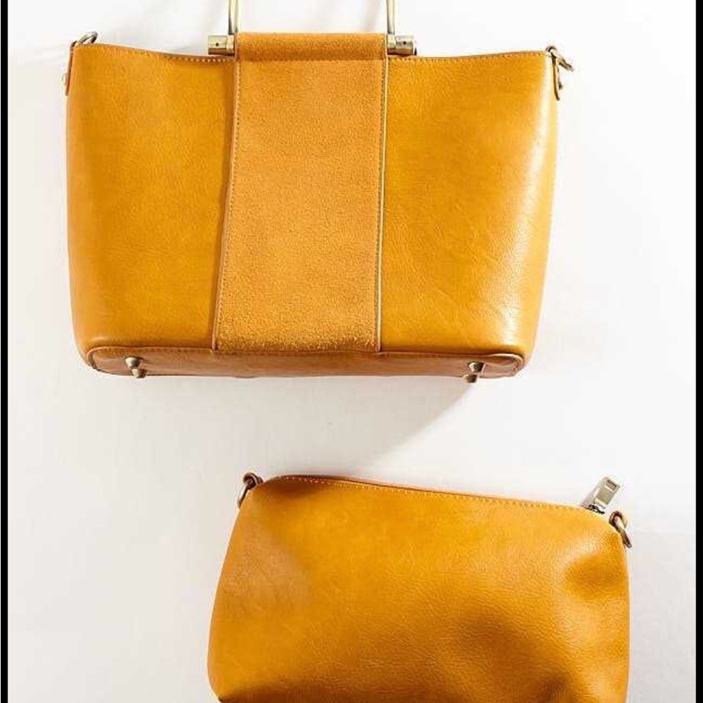 NWOT Altar’d State - Abbedale Purse - Picture 2 of 16